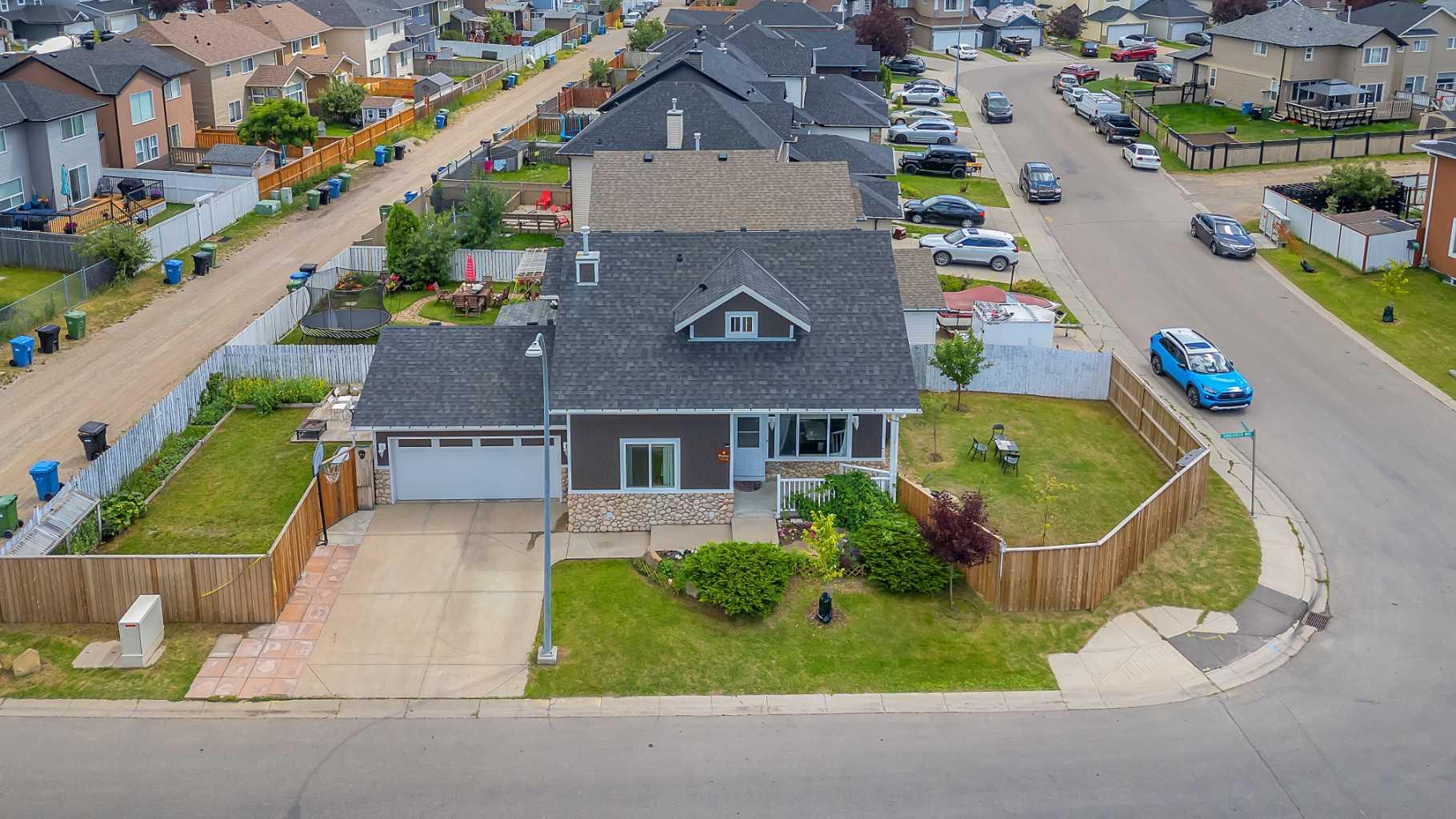 4 Saddlecreek Ter NE, Calgary, AB T3J 4A5