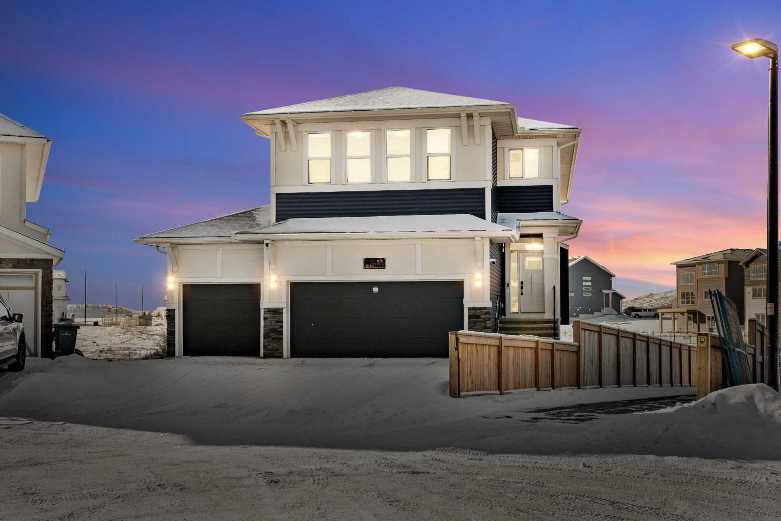263 Chelsea Heath, Chestermere, AB T1X 2N4