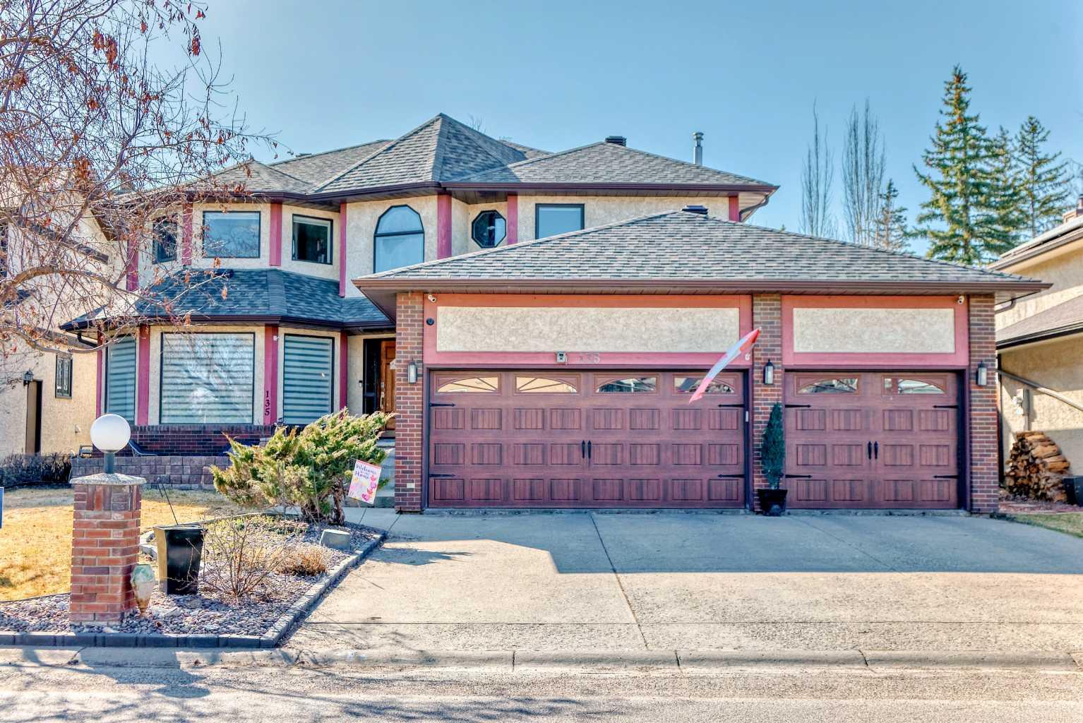 135 Canter Pl SW, Calgary, AB T2W 5M9
