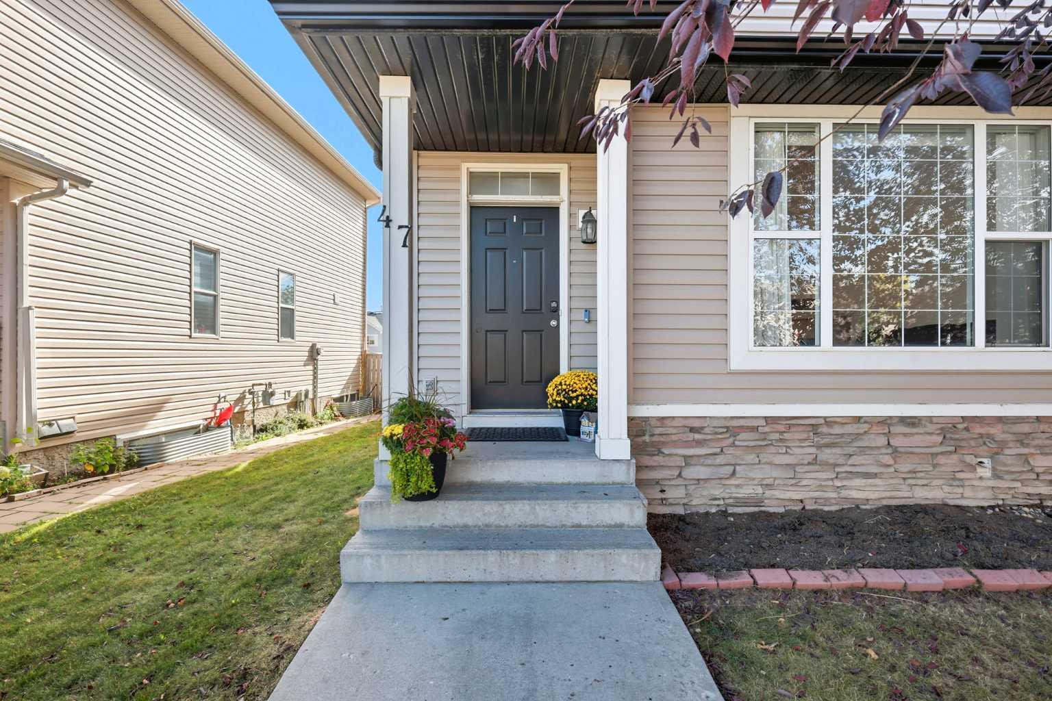 47 Covemeadow Close NE, Calgary, AB T3K 6B2