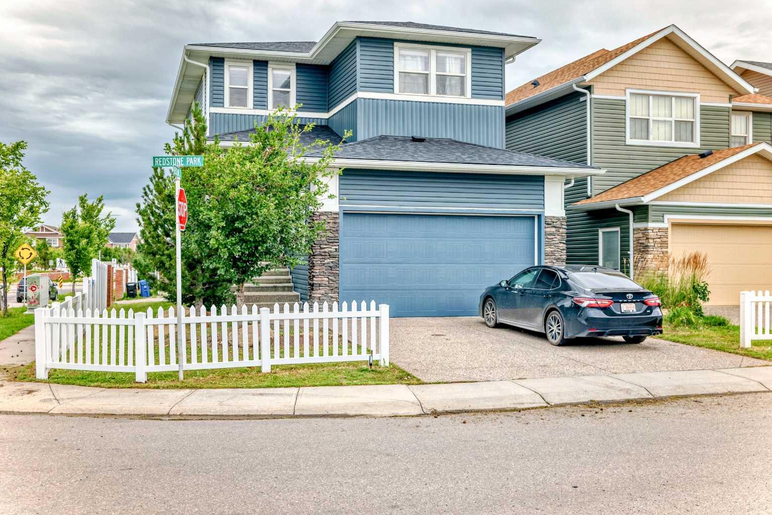 4 Redstone Park NE, Calgary, AB T3N 0J8