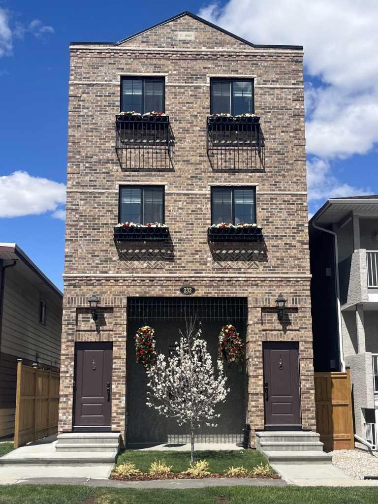 232 20 Avenue Ne Unit 3, Calgary, AB T2E 1P9