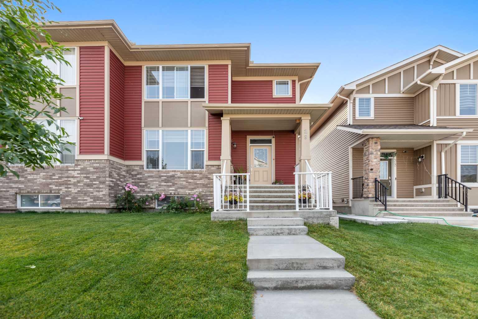29 Saddlestone Gate NE, Calgary, AB T3J 0W3