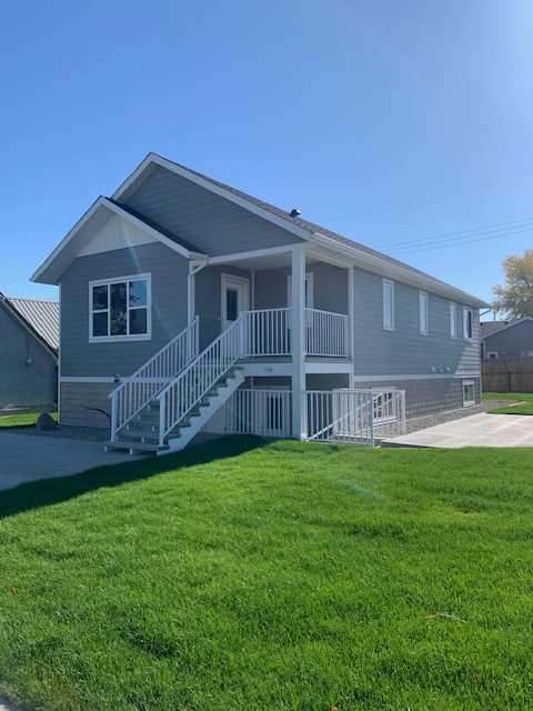 106 22 Street Unit 2, Fort Macleod, AB T0L 0Z0