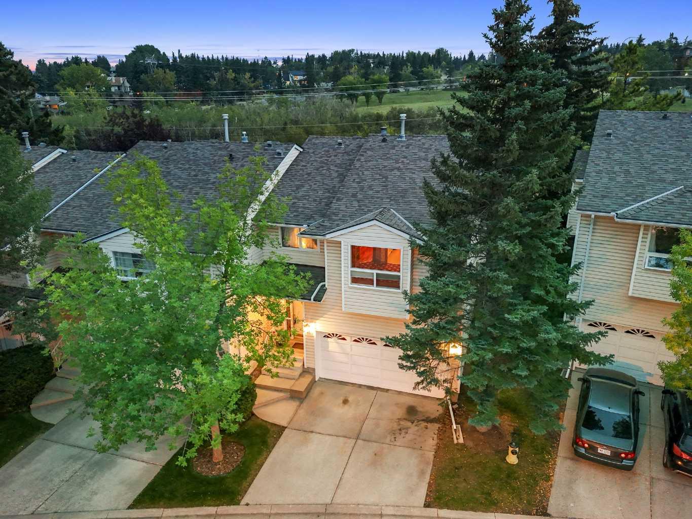 131 Prominence Hts SW, Calgary, AB T3H 2Z6