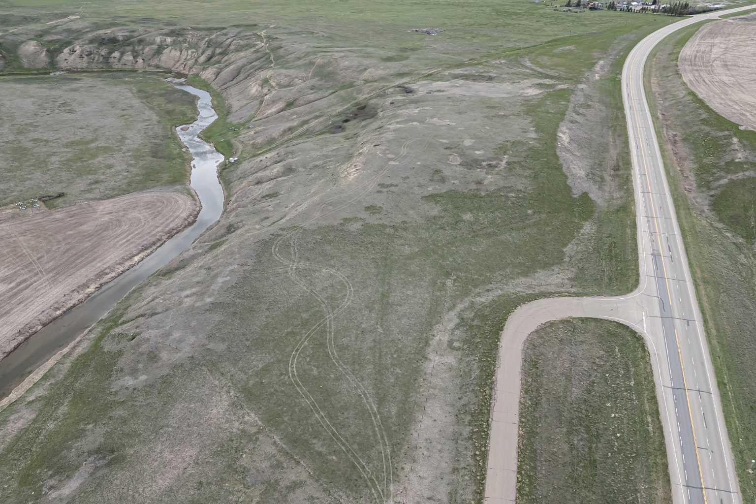 423146 Sw, Carmangay, AB T0L 0N0