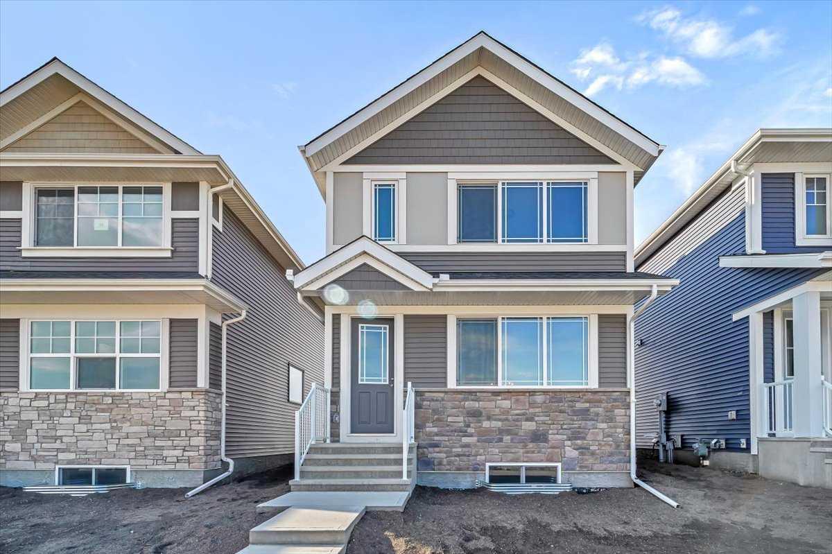 74 Wedderburn Dr, Okotoks, AB T1S 5X2