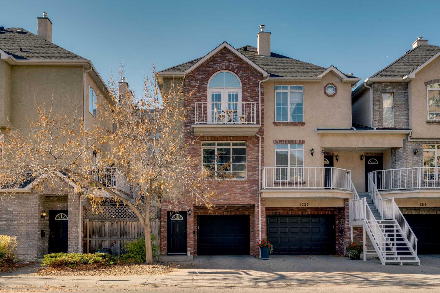 12 Street Sw Unit 1227, Calgary, AB T3C 3W9