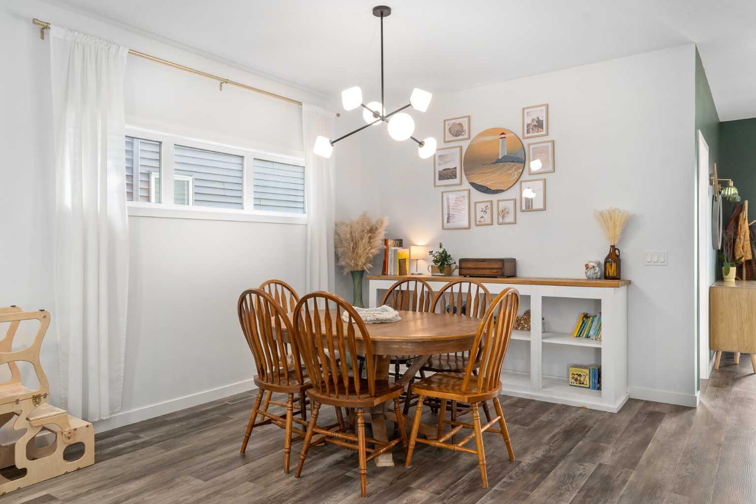 800 Reynolds Mnr SW, Airdrie, AB T4B 5G2