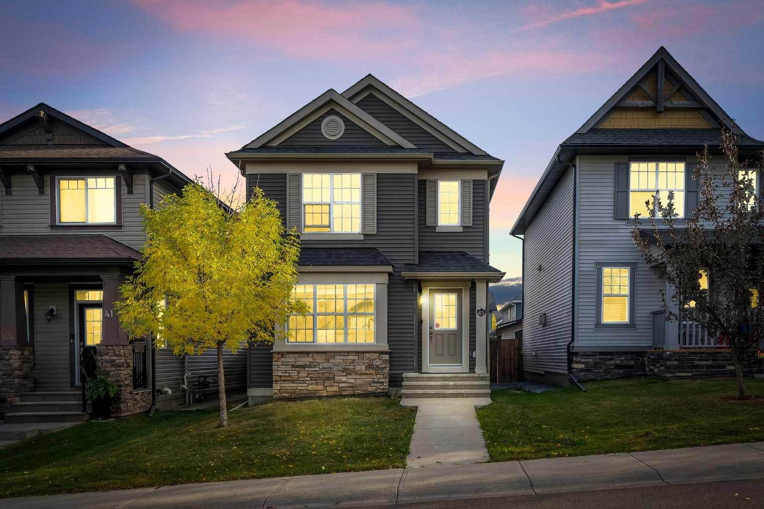 45 Nolanfield Ln NW, Calgary, AB T3R 0M7