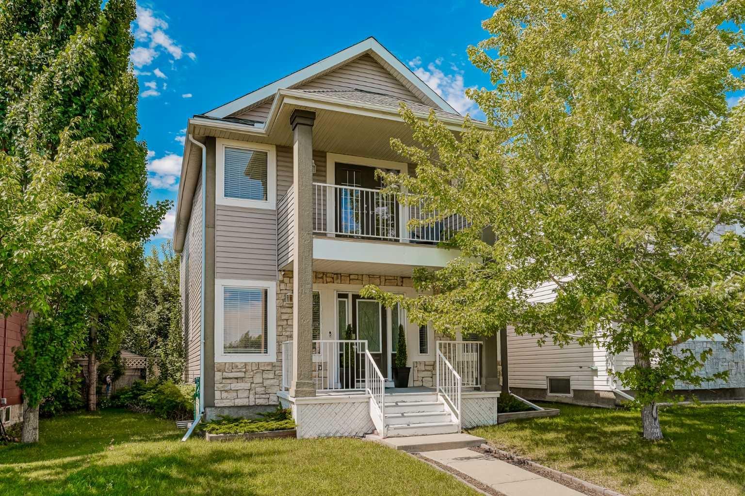260 Chaparral Ridge Cir SE, Calgary, AB T2X 3M6