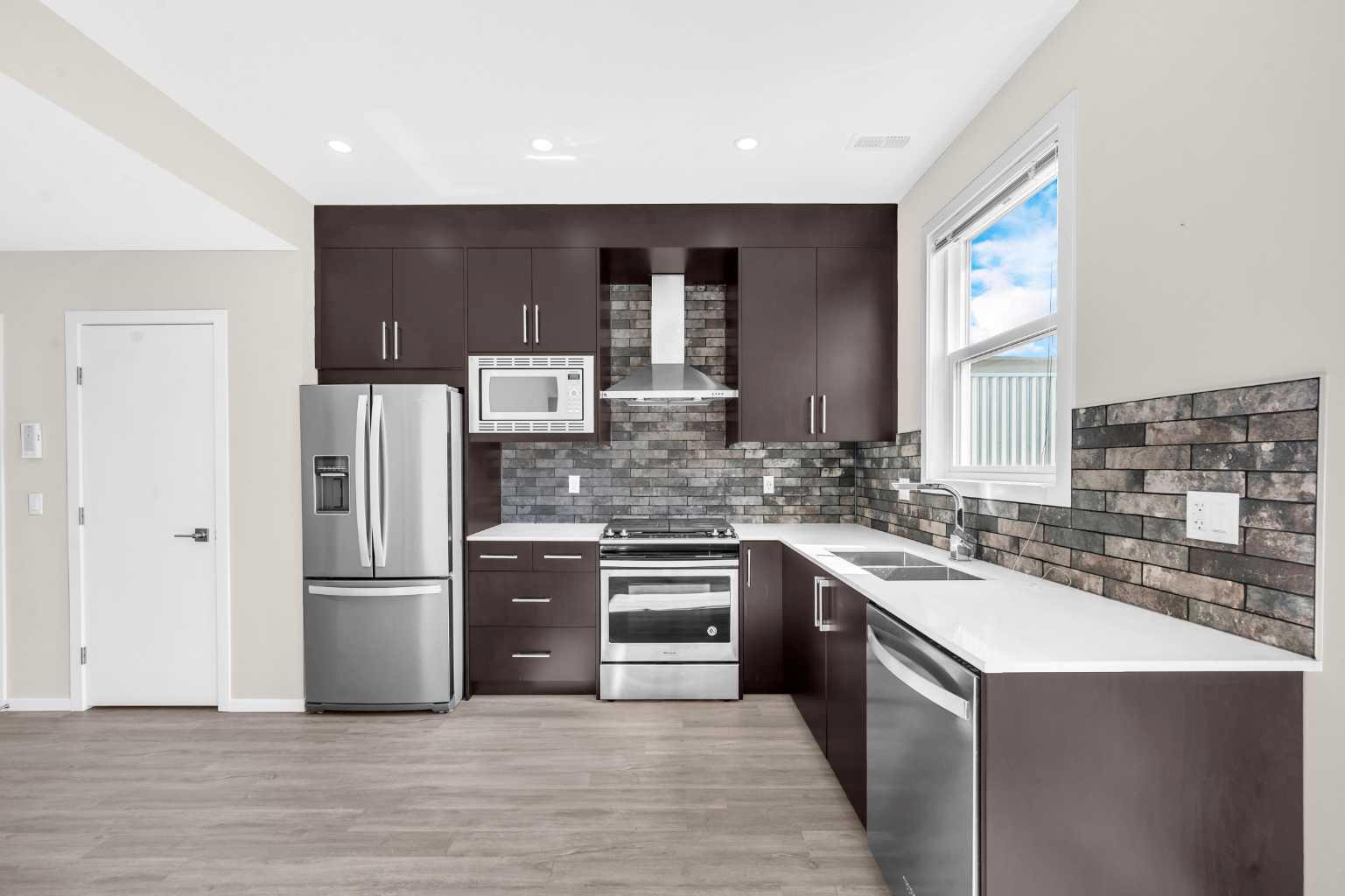 525 Redstone Walk Ne Unit 203, Calgary, AB T3N 1M6