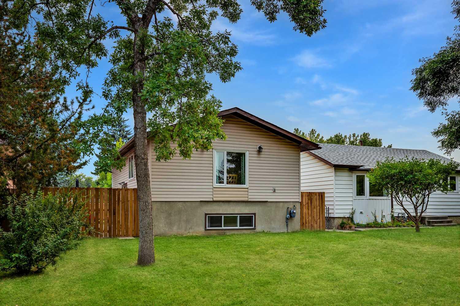 31 Avenue Se Unit 3456 #a, Calgary, AB T2B 0J1