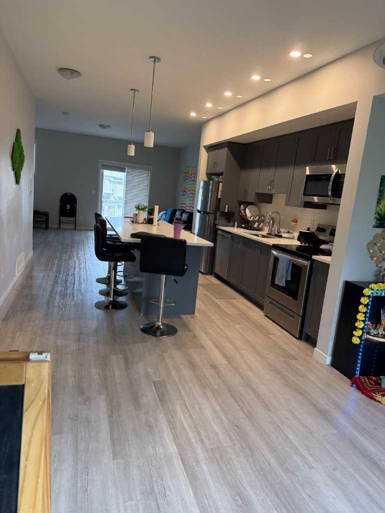608 Copperstone Mnr SE, Calgary, AB T2Z 5G4