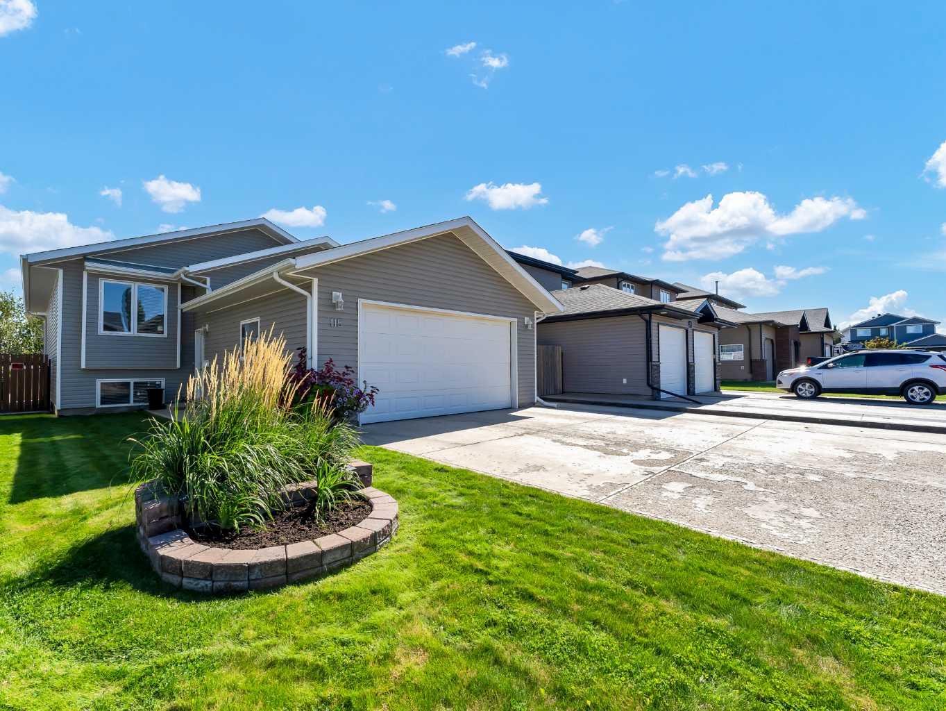115 Ranchman Pl NE, Medicine Hat, AB T1C 0E3
