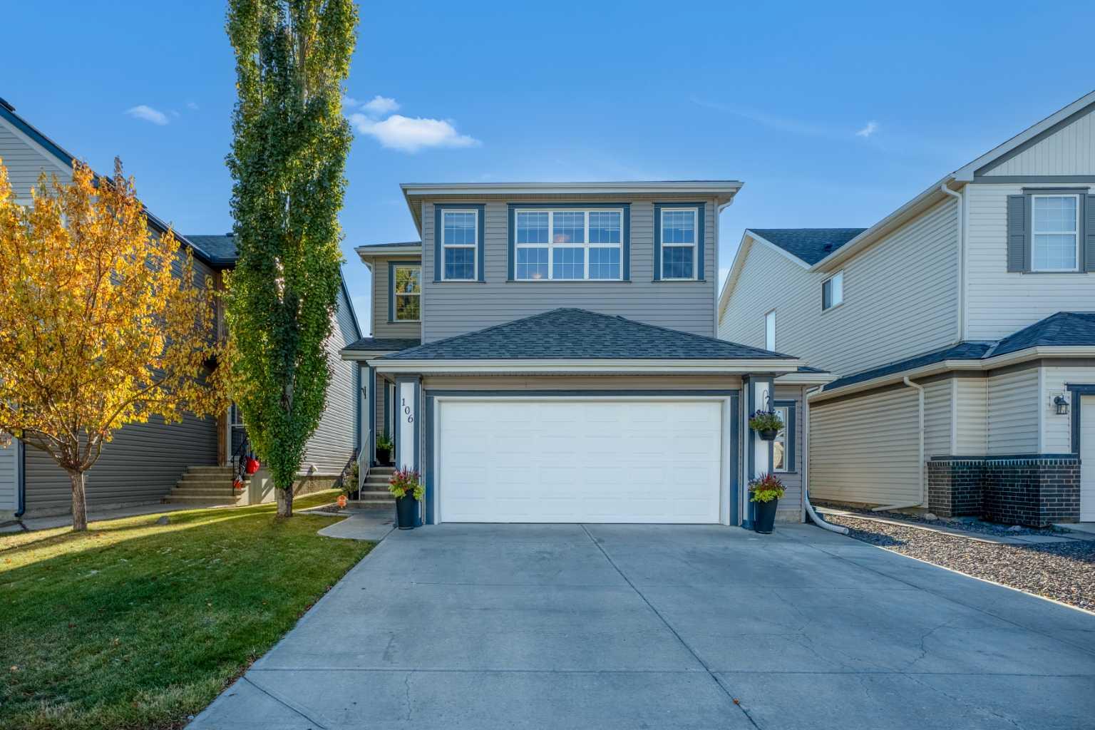 106 Copperstone Close SE, Calgary, AB T2Z 0P4