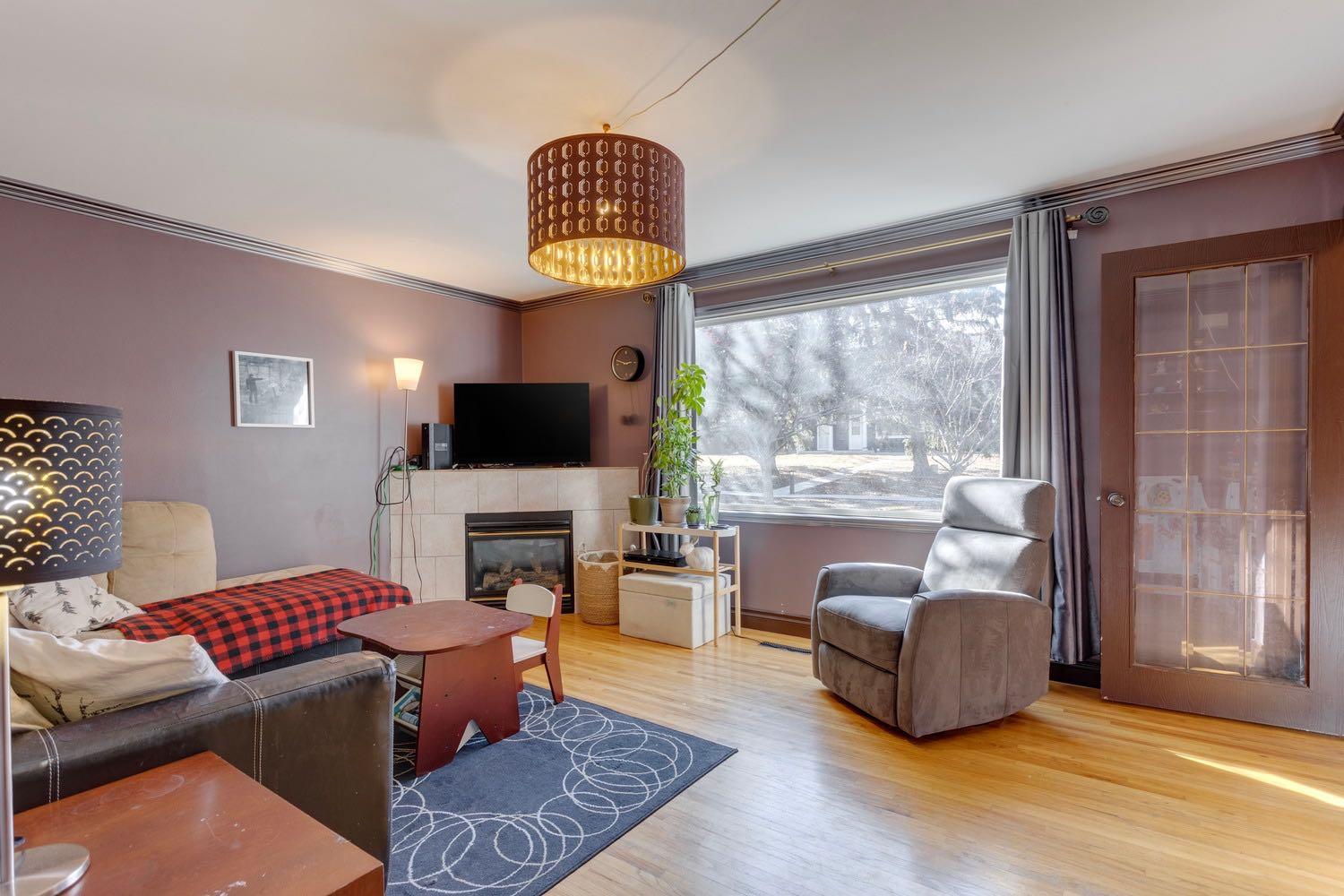 , Calgary, AB T2E 0S6