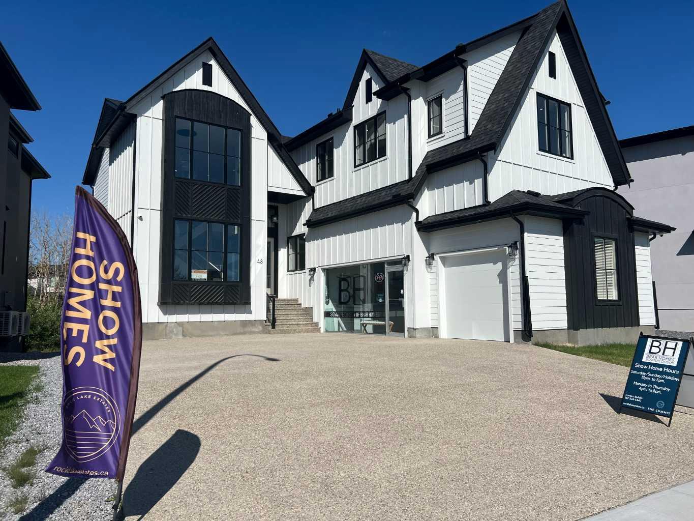 48 Rockcliff Ter NW, Calgary, AB T3G 0G6