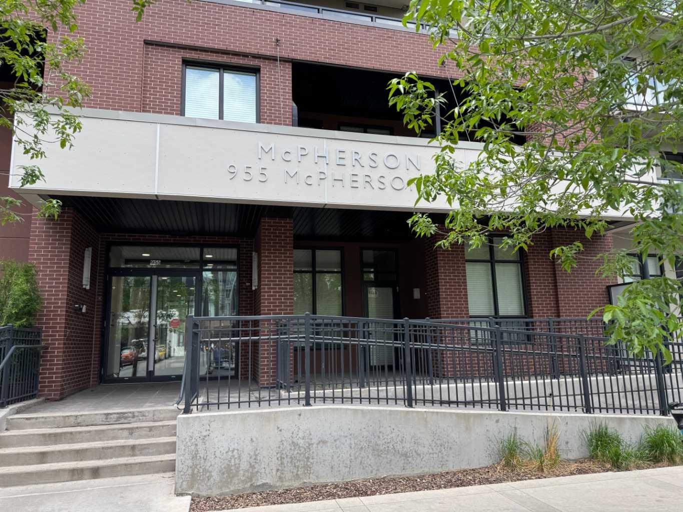 955 Mcpherson Road Ne Unit 313, Calgary, AB T3E 6V3