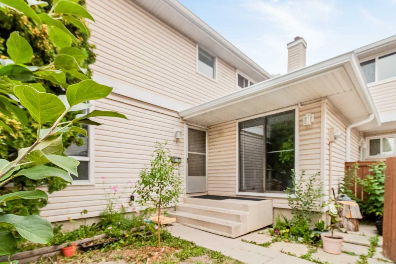 1155 Falconridge Drive Ne Unit 71, Calgary, AB T3J 1E1