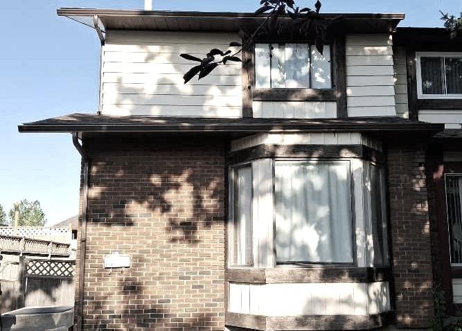 39 Street Se Unit 110, Calgary, AB T2A 6E3