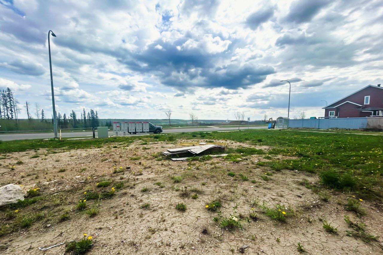 105 Shalestone Way, Fort Mcmurray, AB T9K 0T7