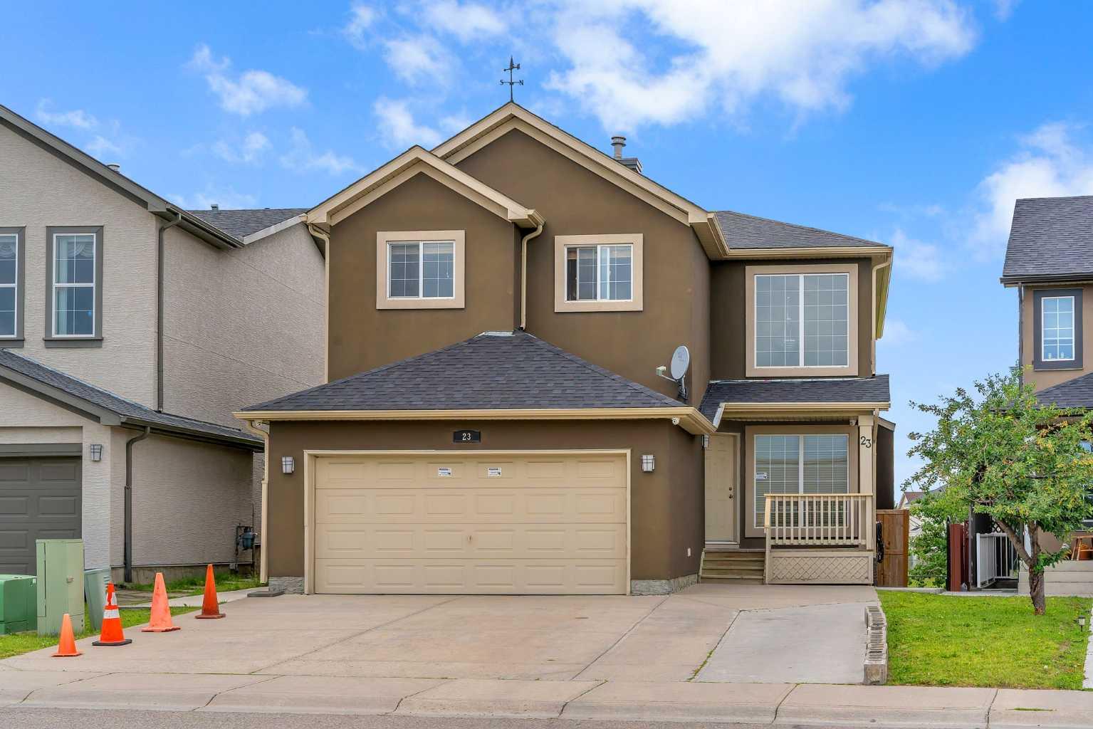 23 Marthas Way NE, Calgary, AB T3J 4Z1