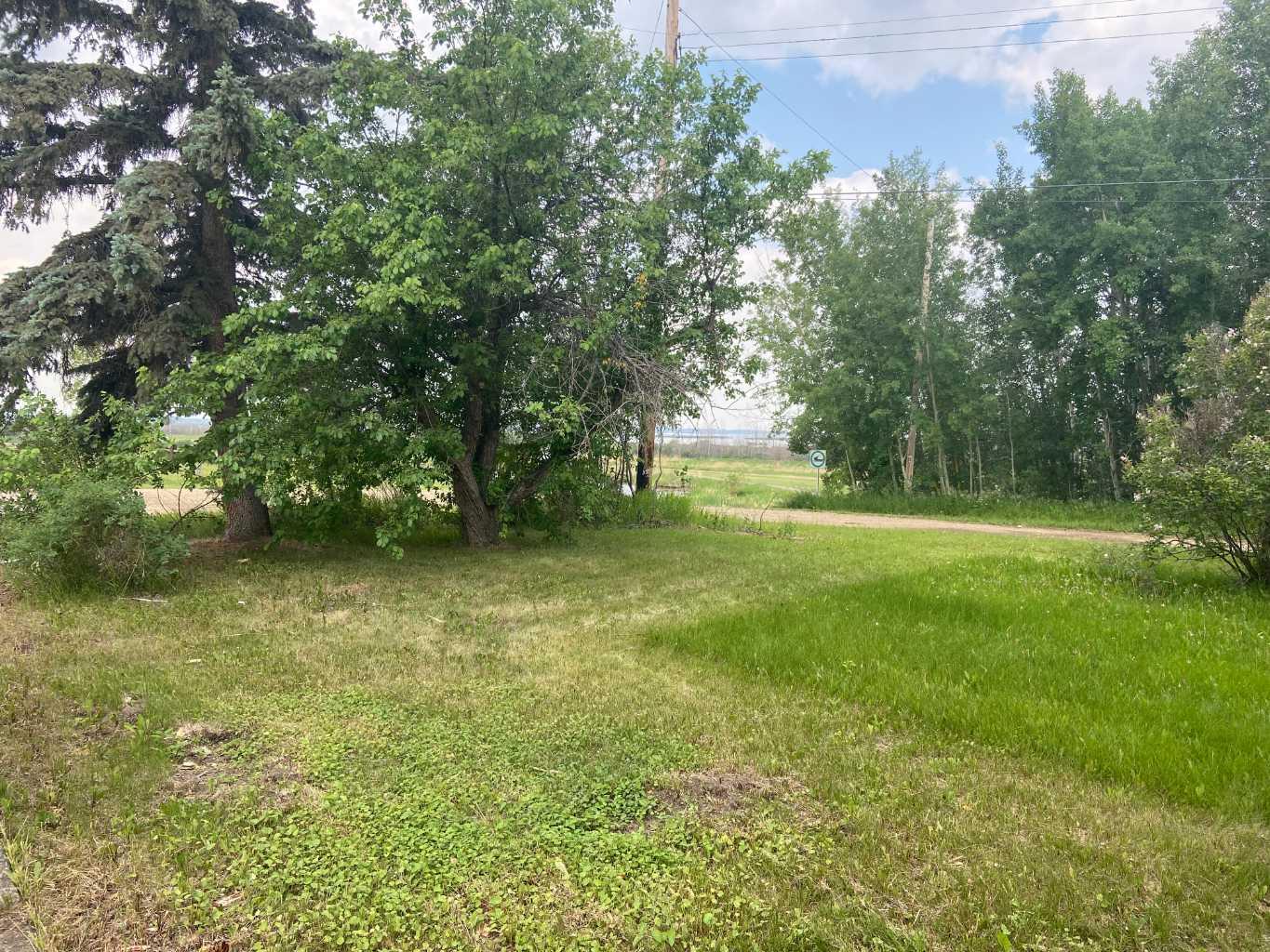 104 4 Ave NE #104, McLennan, AB T0H 2L0
