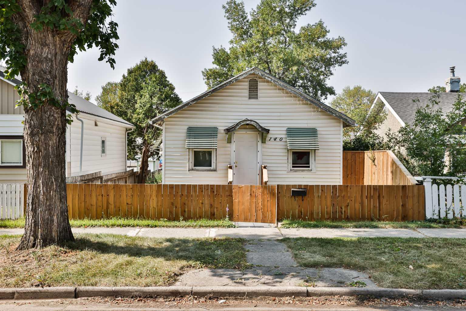 20 Street N Unit 140, Lethbridge, AB T1H 3M5