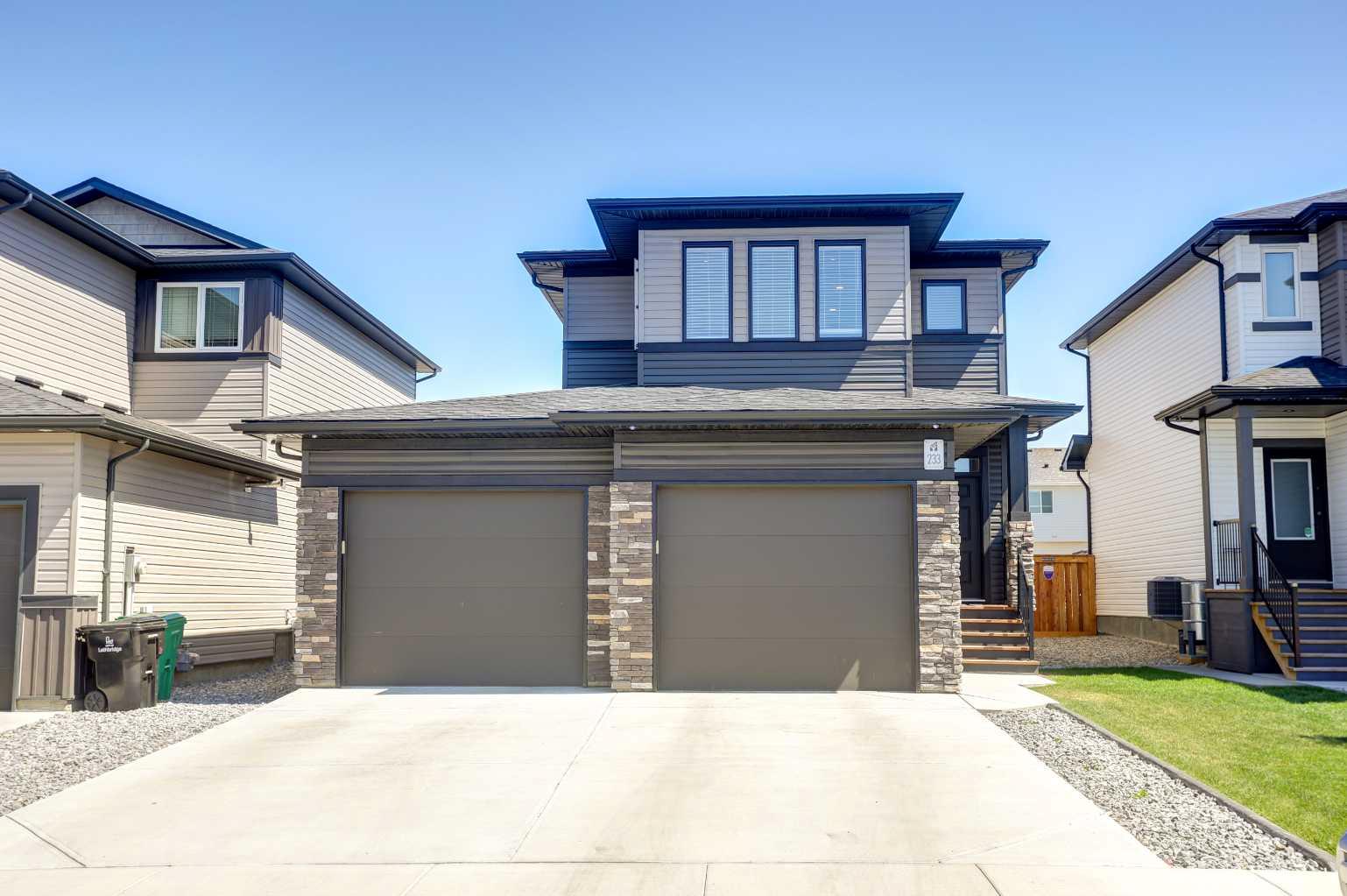 233 Agnes Short Pl N, Lethbridge, AB T1H 7G4