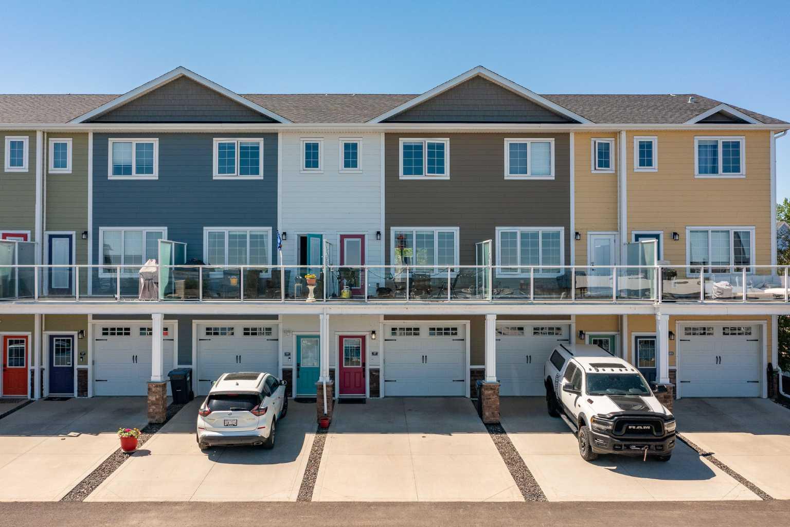 5210 Lakeshore Drive Unit 103, Sylvan Lake, AB T4S 0M6