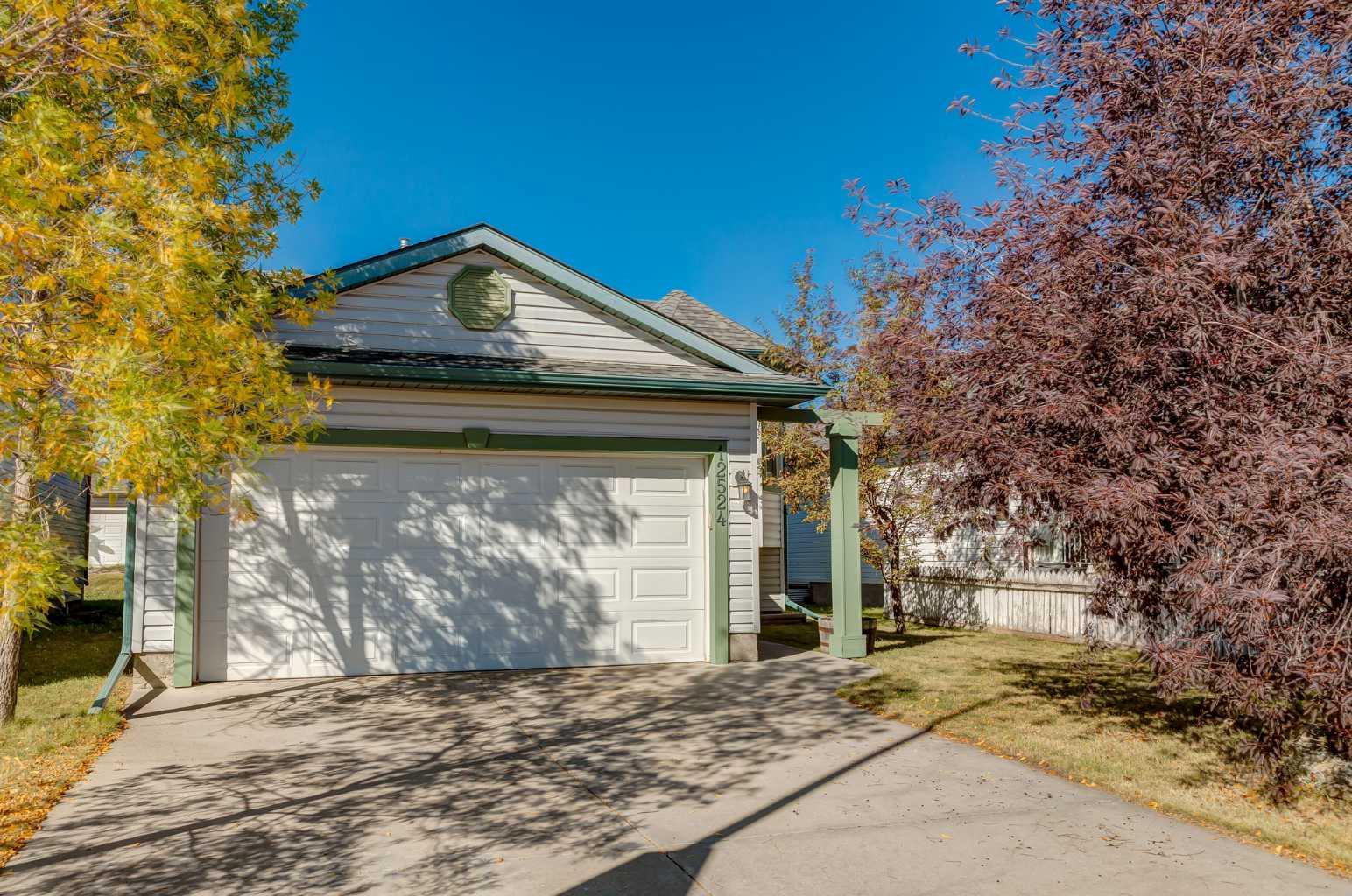 12524 Coventry Hills Way NE, Calgary, AB T3K 4S9