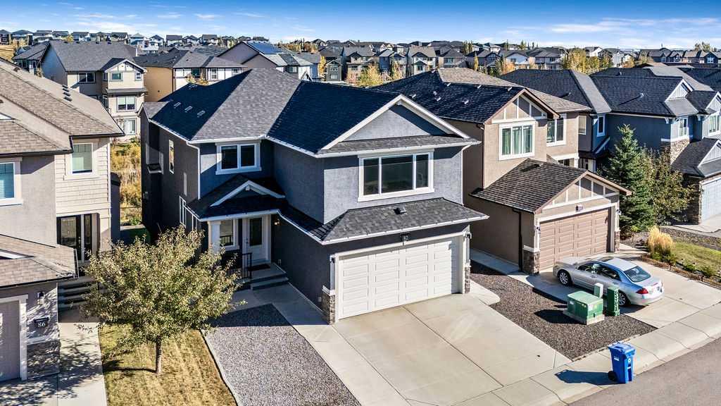 82 Panton Vw NW, Calgary, AB T3K 0X8