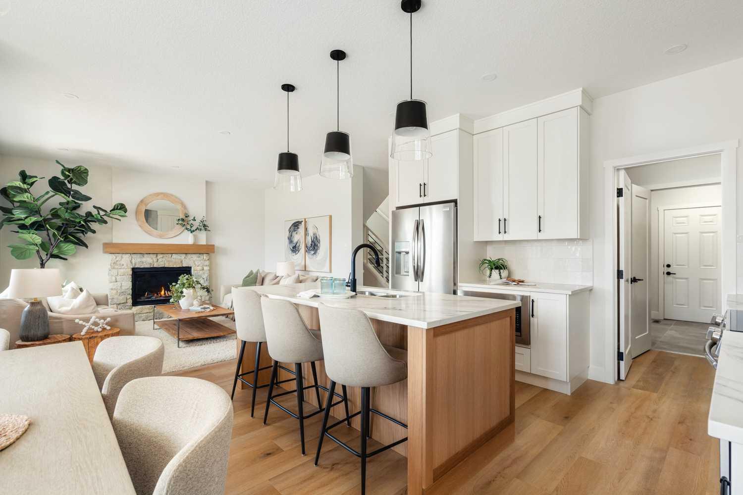 124 Quartz Cres, Cochrane, AB T4C 3C2