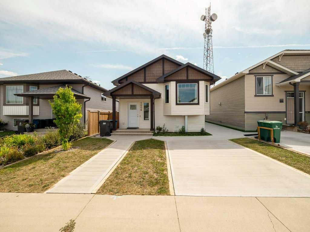 1006 Alice Birch Pt N, Lethbridge, AB T1H 7B9