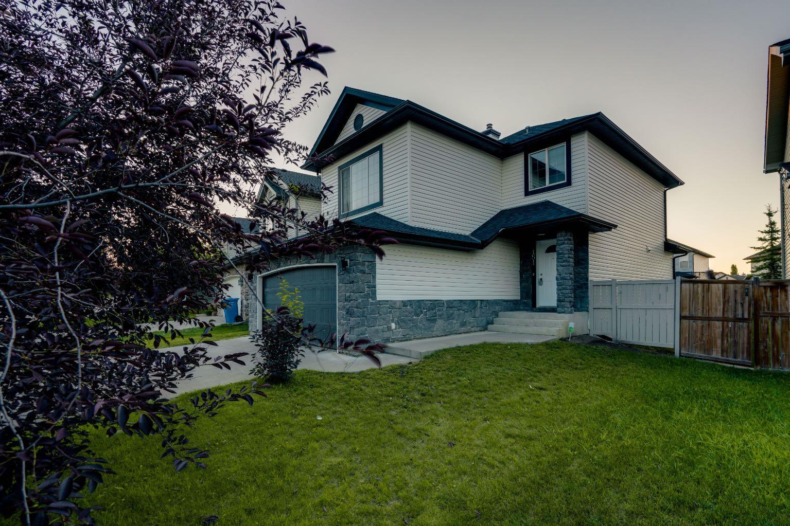 151 Kincora Dr NW, Calgary, AB T3R 1L5