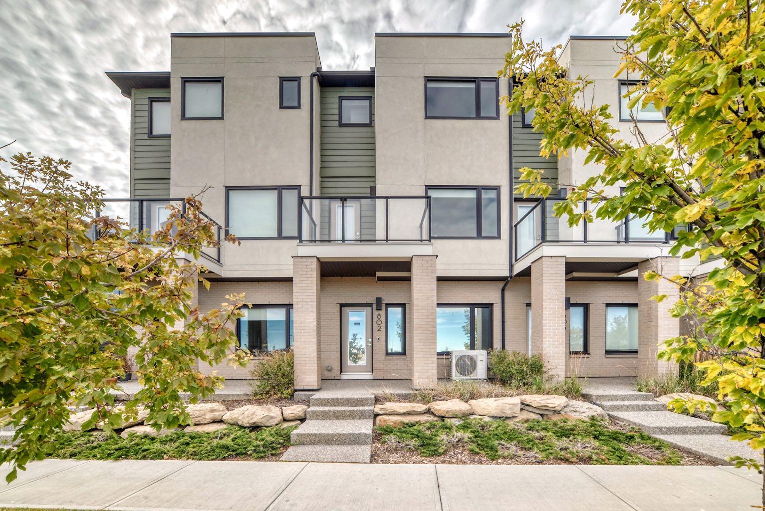 218 Sherwood Square Nw Unit 802, Calgary, AB T3R 0Y2