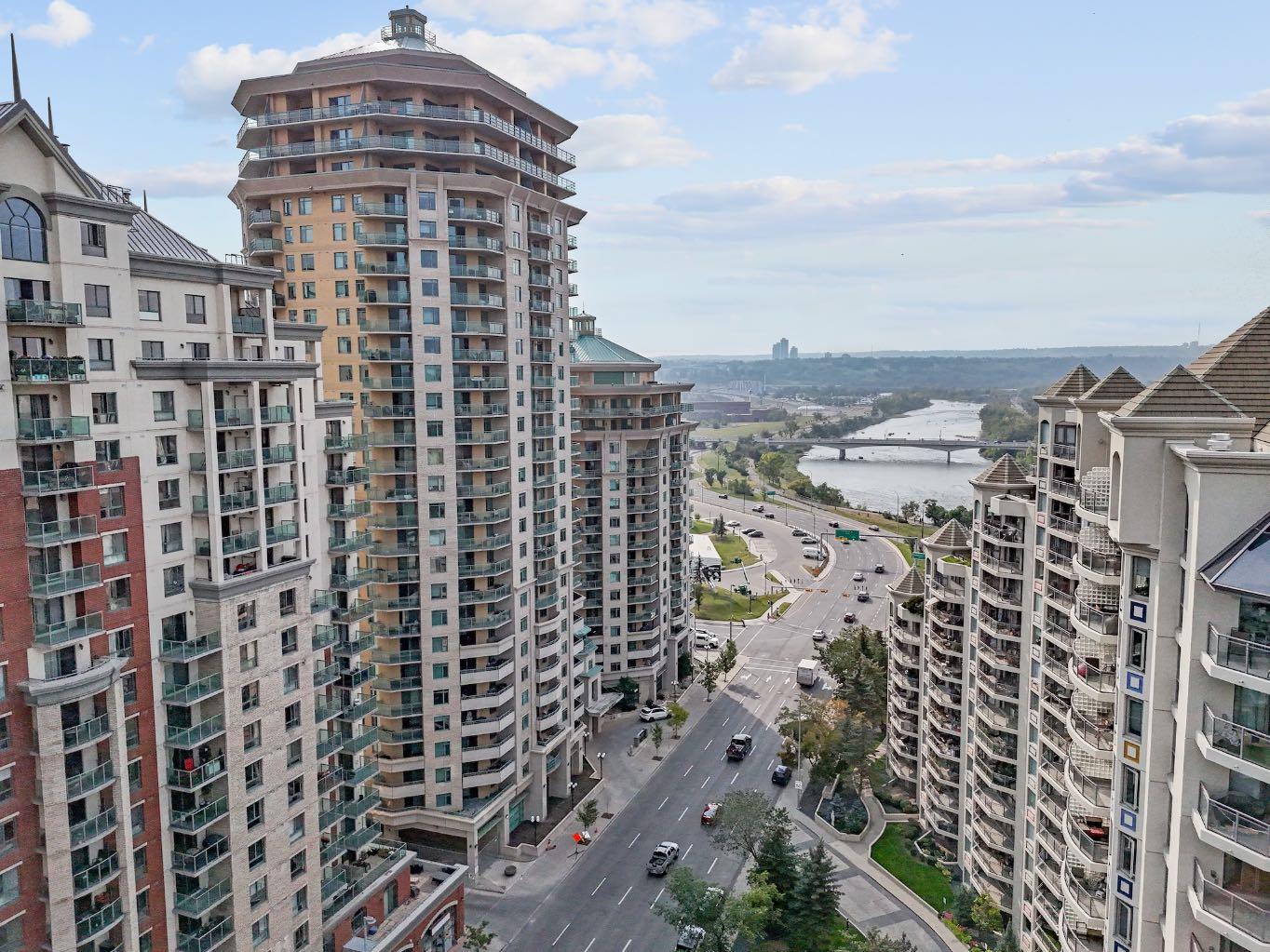 1121 6 Avenue Sw Unit 407, Calgary, AB T2P 5J4