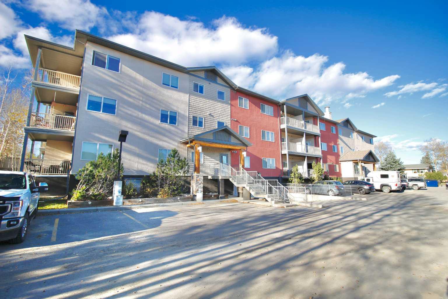 109 Seabolt Drive Unit 306, Hinton, AB T7V 1K2