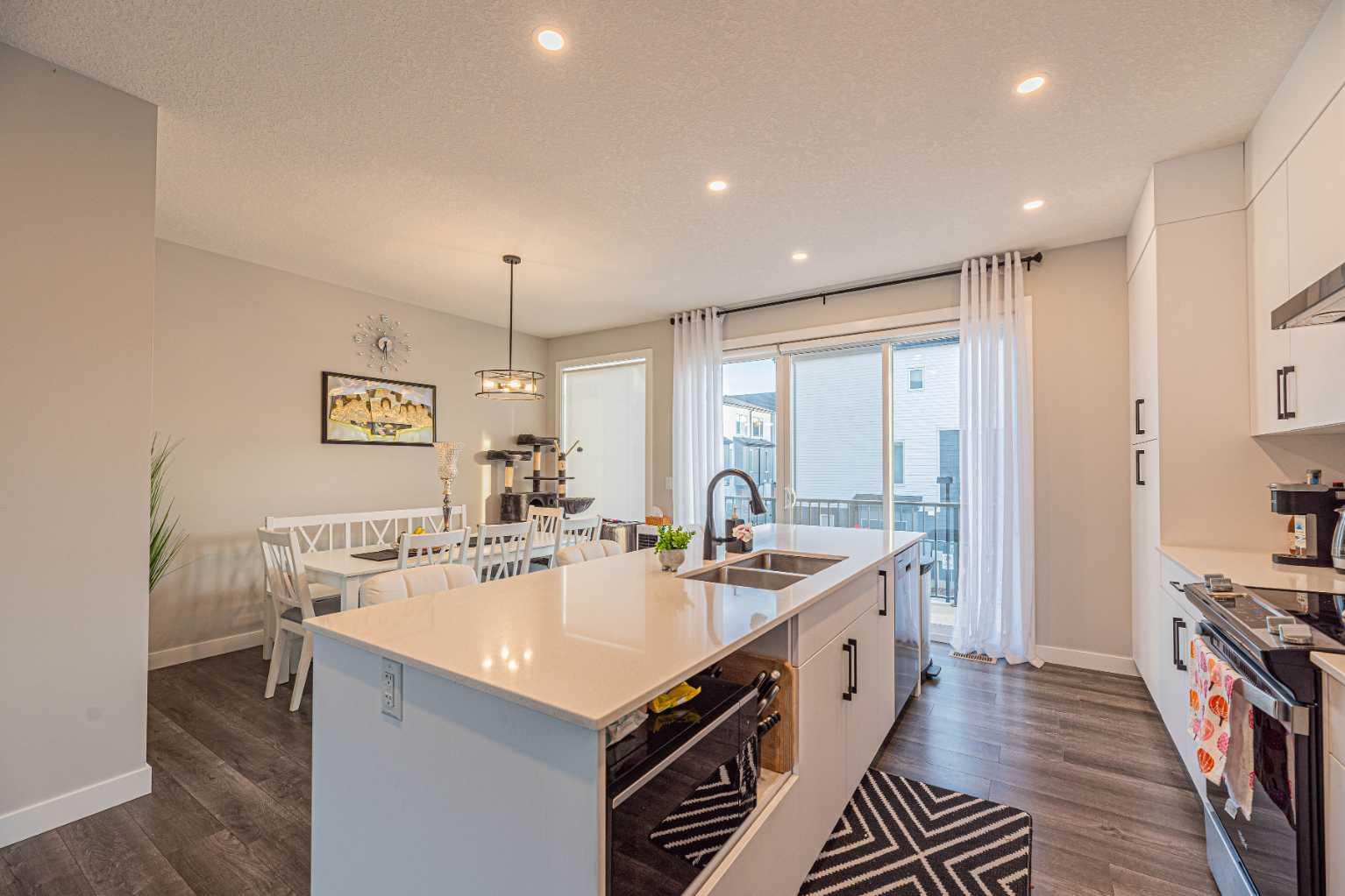 71 Skyview Ranch Ave NE, Calgary, AB T3N 1Y8