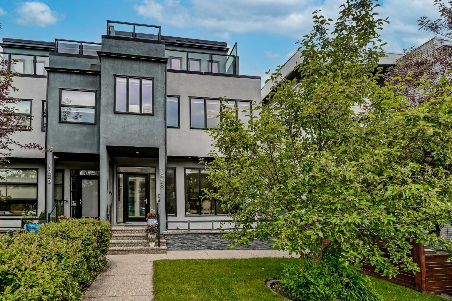 27 Avenue Sw Unit 1928, Calgary, AB T2T 1H3