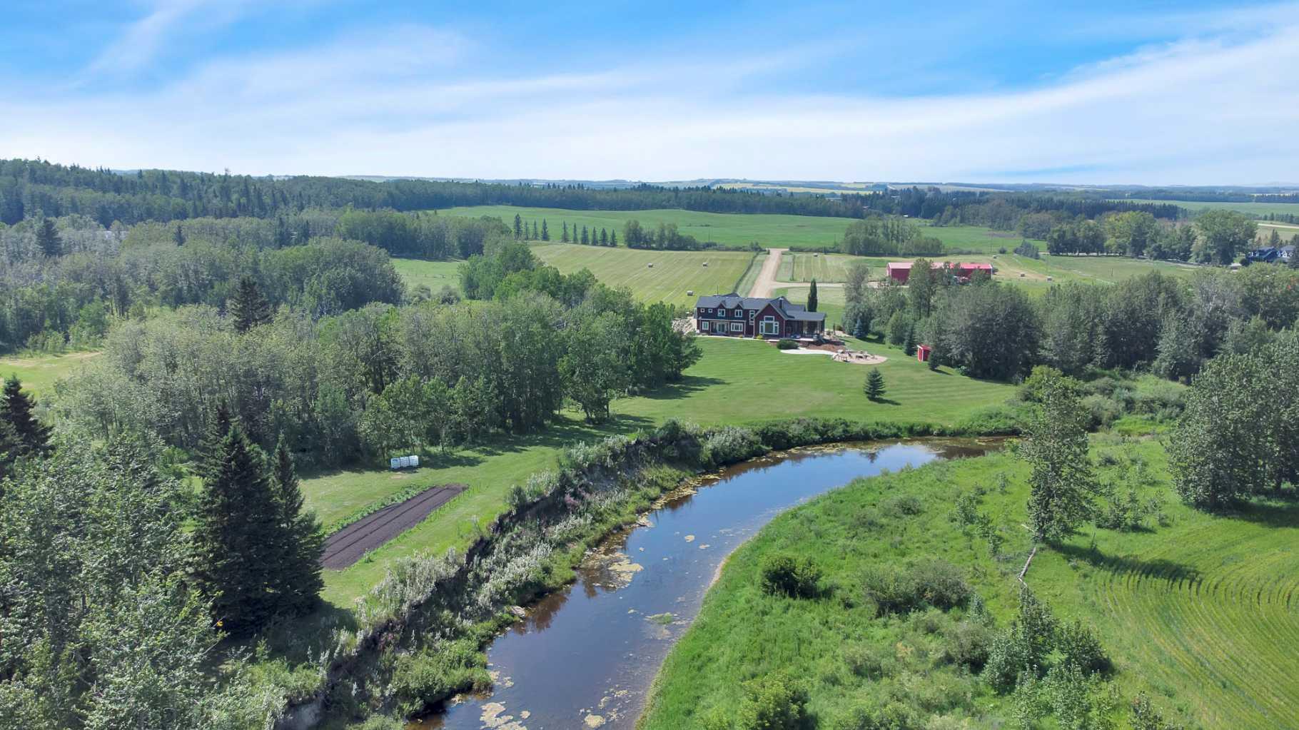 39325 Range Road 10, Blackfalds, AB T0M 0J0