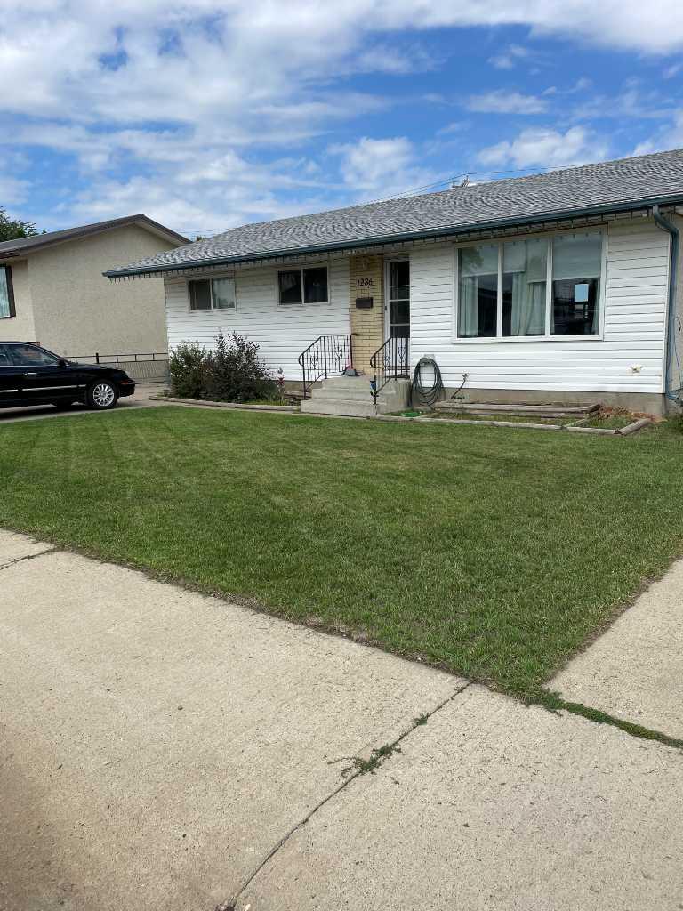 1286 Crockford Cres NW, Medicine Hat, AB T1A 7C5