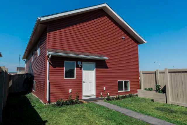 9709 89 Street, Grande Prairie, AB T8X 0R3