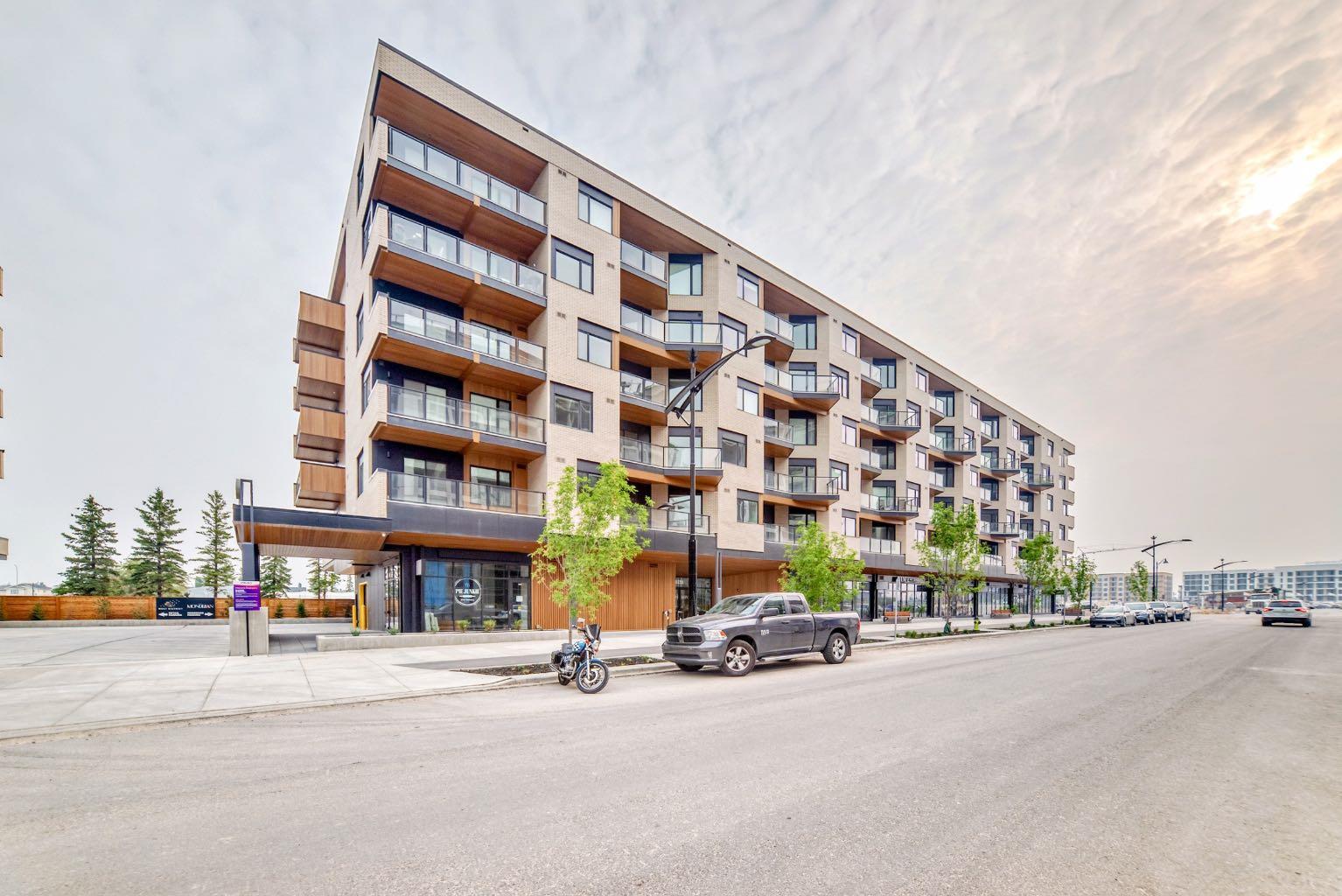 8230 Broadcast Avenue Sw Unit 411, Calgary, AB T3H 6M1