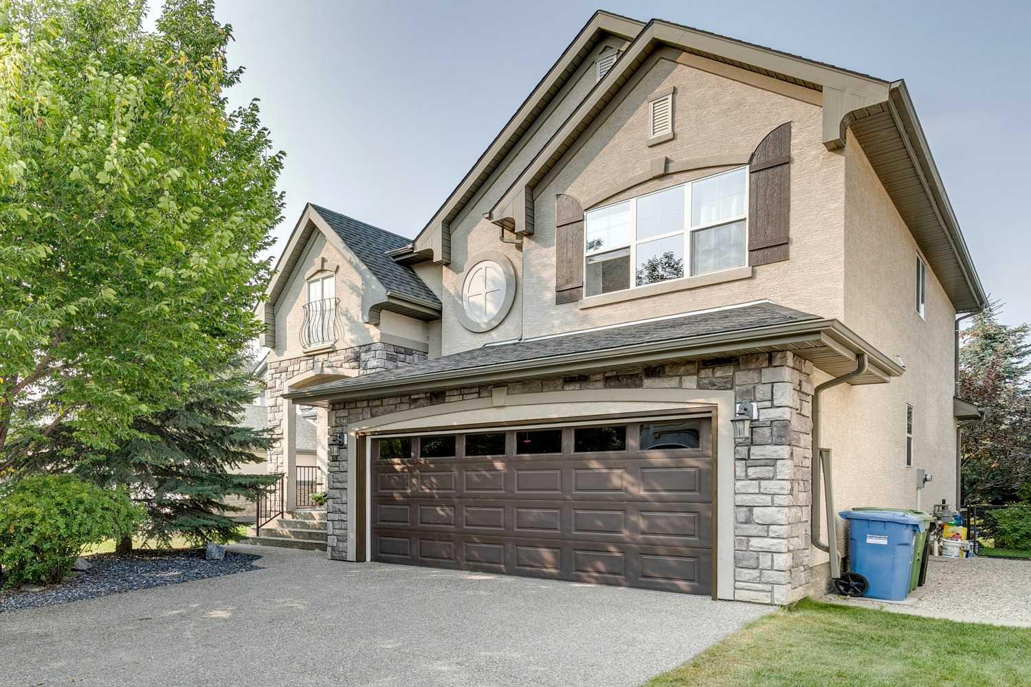 327 Cranleigh Vw SE, Calgary, AB T3M 0G2