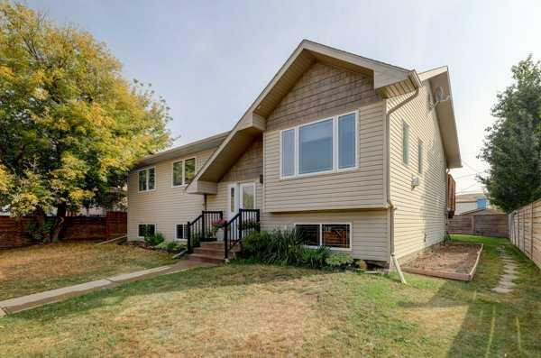 96 Poplar St, Drumheller, AB T0J 0Y1