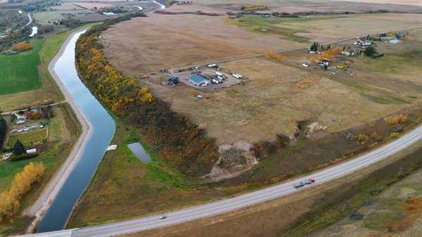 215012 Range Road 254, Mossleigh, AB T0J 0M0
