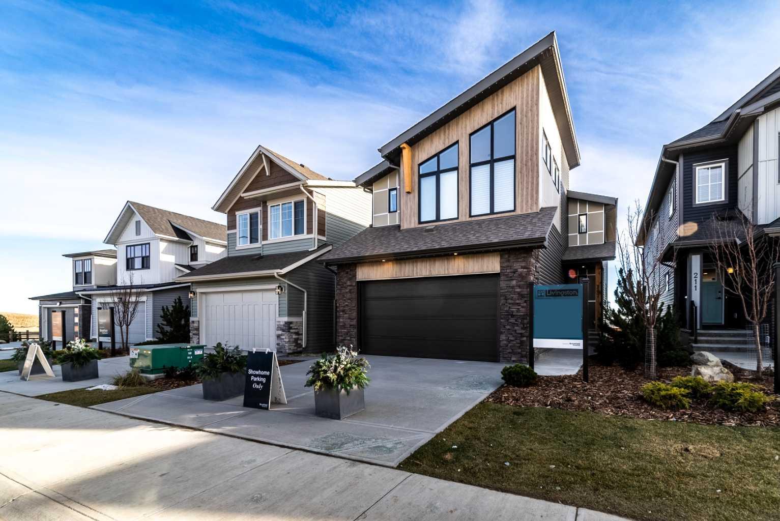 207 Lucas Common NW, Calgary, AB T3P 2B3