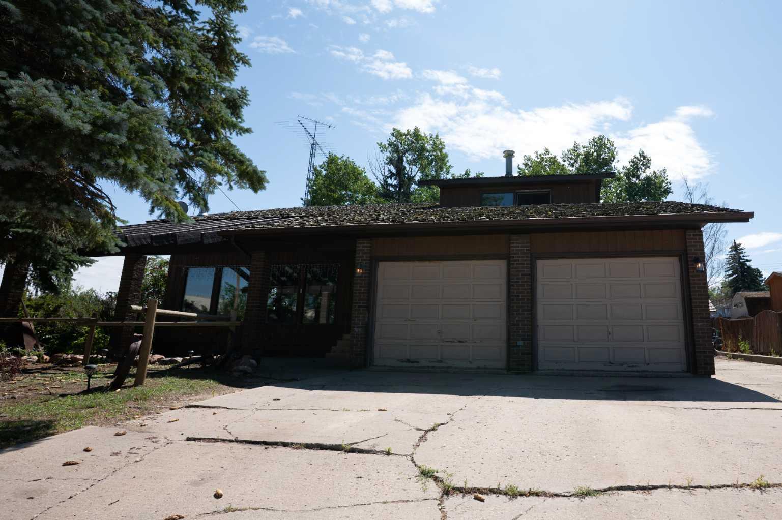 601 Kennedy Pl, Hanna, AB T0J 1P0